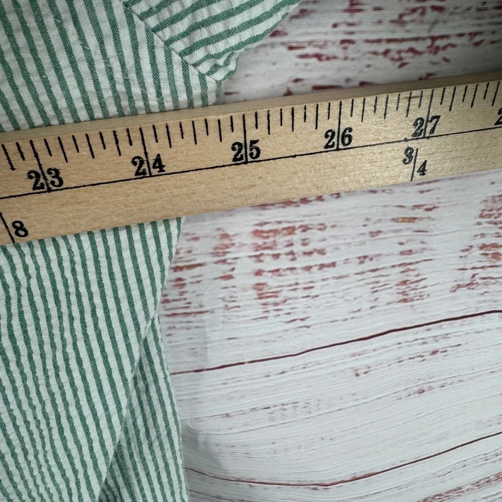 Polo Ralph Lauren Shirt mens Medium Blake Seersucker Striped Short Sleeve
